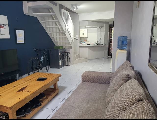 2 BEDROOM APARTMENT FOR SALE IN UMHLANGA CENTRAL